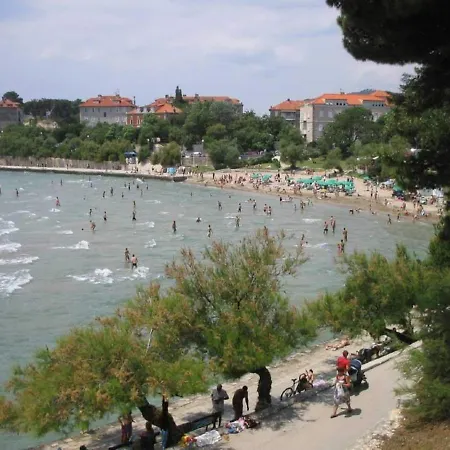 Impeccable 1-bed In Center Of * Split