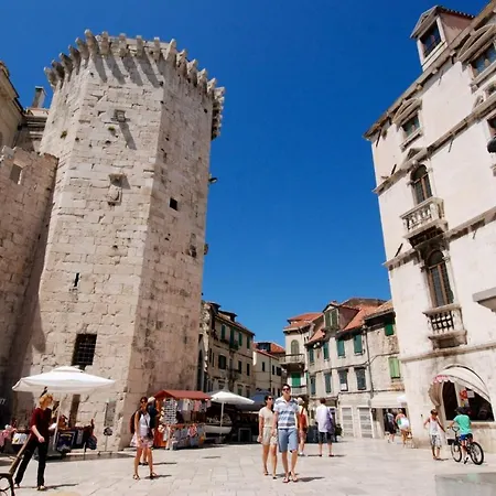 Lejlighed Impeccable 1-bed In Center Of